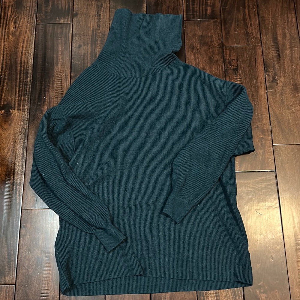 Free people turtleneck S